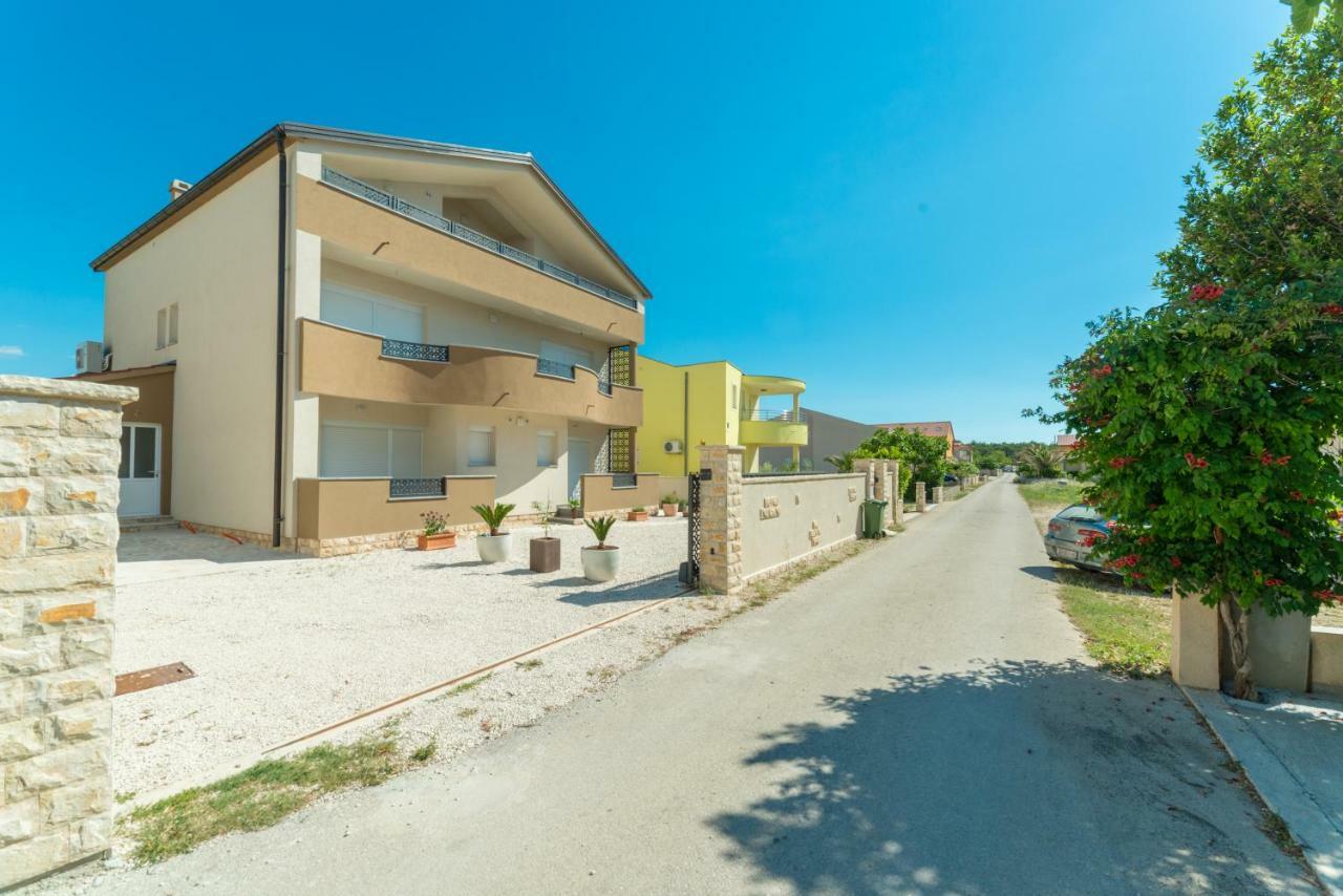 Apartments Nella Privlaka  Exterior foto